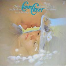 Come Closer mp3 Album by Roger Bennet & His Magic Clarinet