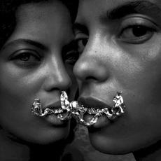 Offering mp3 Album by Ibeyi